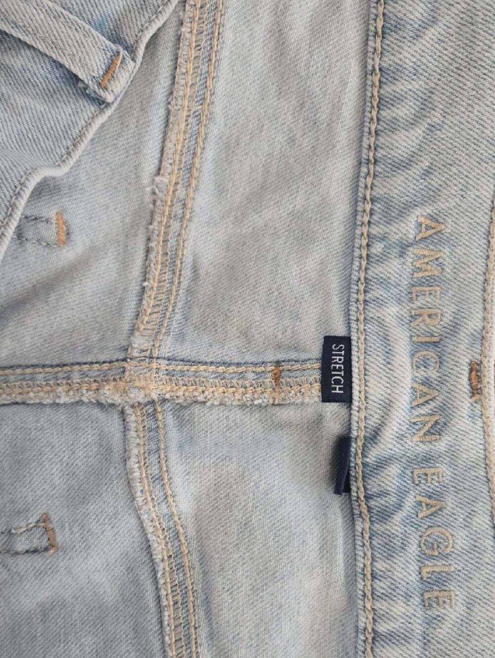 American Eagle Light Wash Super High Rise Straight Jeans Sz 18 Stretch Casual - Picture 2 of 8